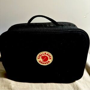 Kanken Toiletry Bag